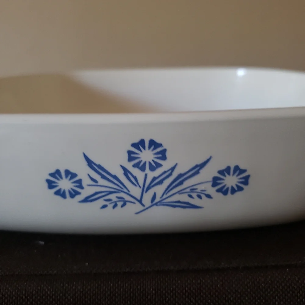 VTG Corning Ware Pyroceram Blue Cornflower Glass Ceramic P-10-B 10in casserole